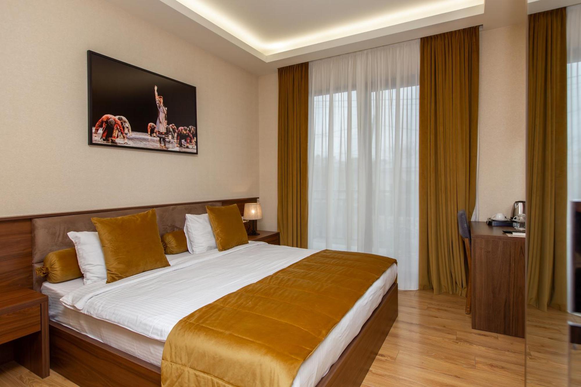 Seventeen Rooms Telavi Dış mekan fotoğraf