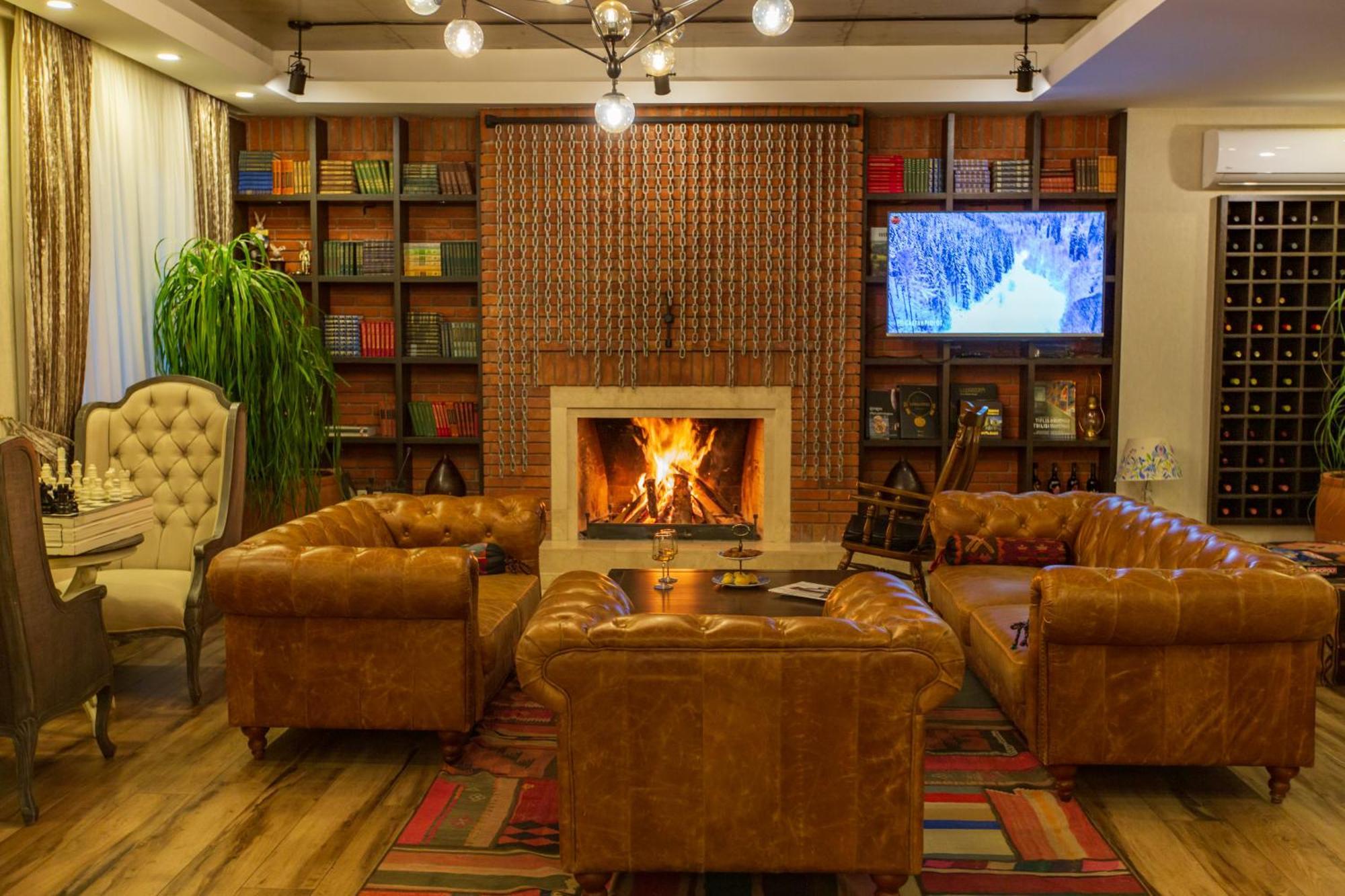 Seventeen Rooms Telavi Dış mekan fotoğraf
