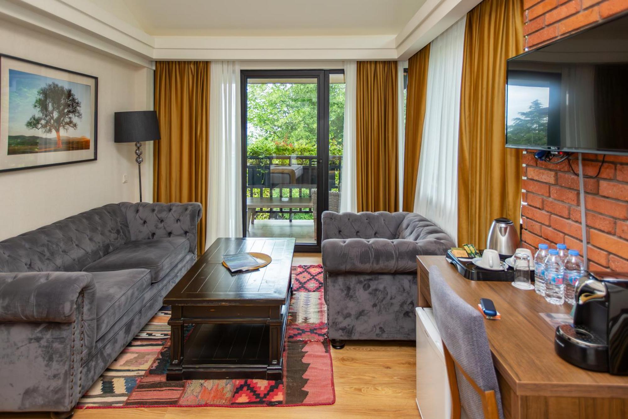 Seventeen Rooms Telavi Dış mekan fotoğraf